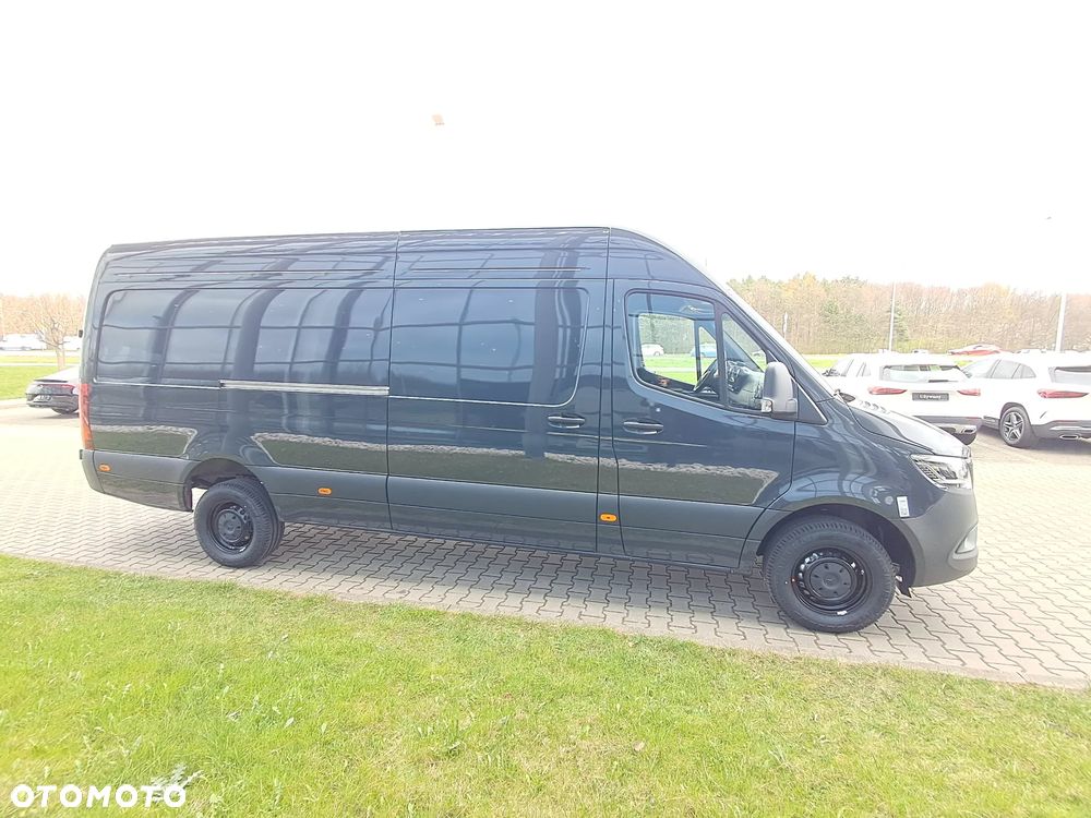 Mercedes-Benz Sprinter 319 CDI Furgon PRO długi 4325 mm L3H2 - 13