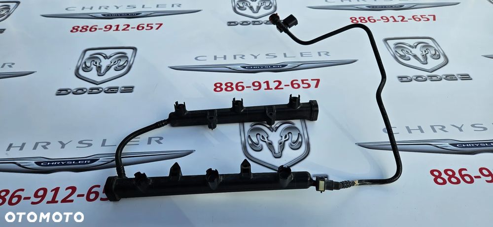 Chrysler Pacifica 2016- 3.6 V6 listwa wtryskowa  05281429AA - 6