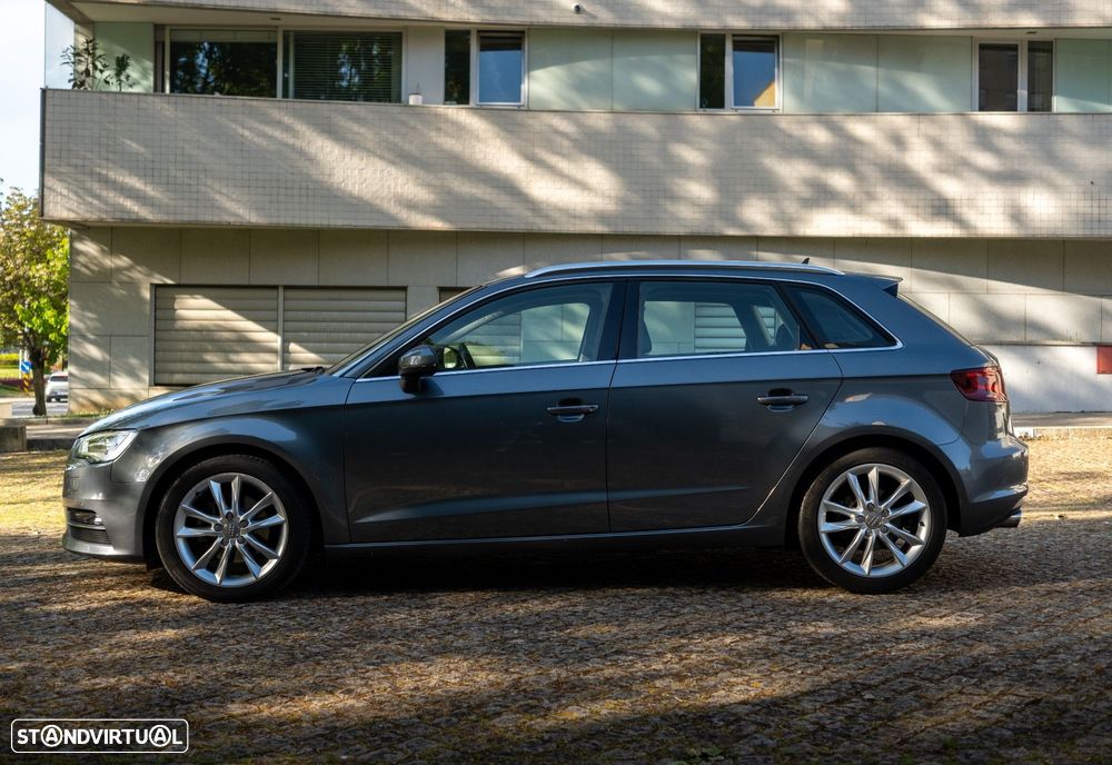 Audi A3 Sportback 2.0 TDI Advance - 10