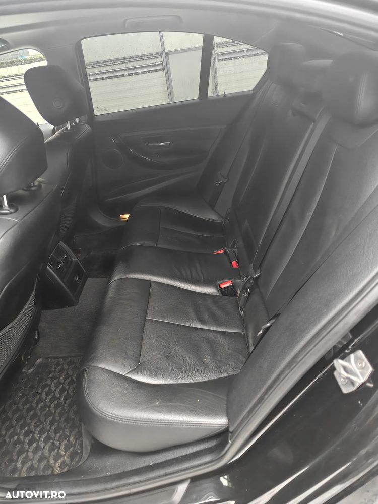 BMW Seria 3 330e iPerformance Advantage - 10