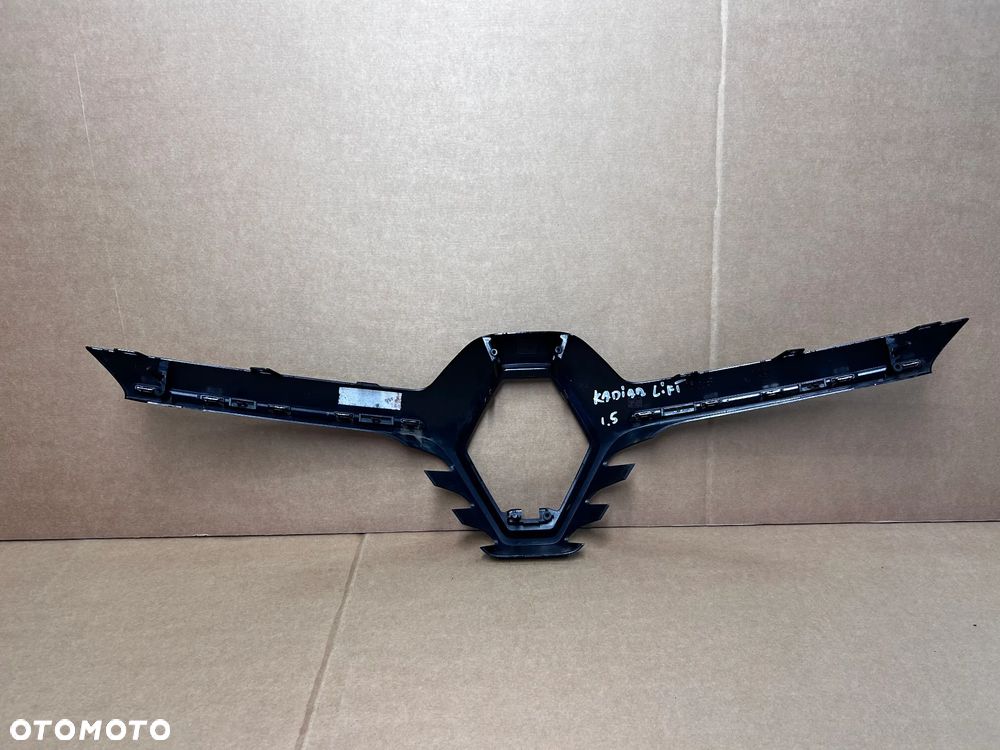 RENAULT KADJAR LIFT ATRAPA GRILL BLENDA 623829268R - 2
