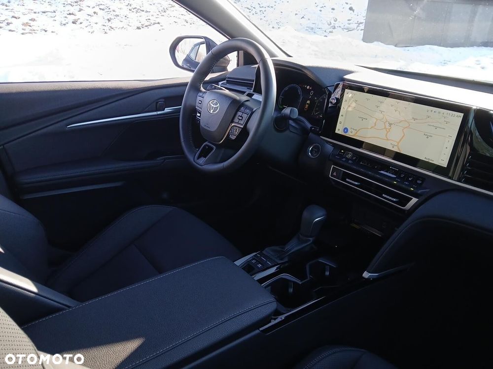 Toyota Camry - 27