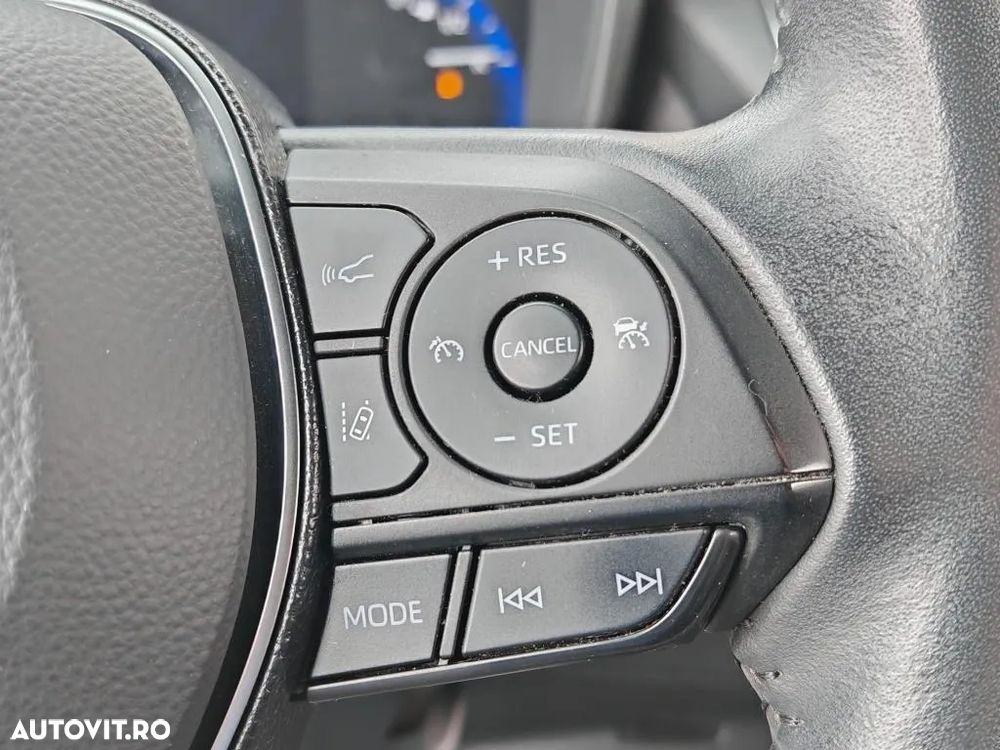 Toyota Corolla 1.8 HSD Dynamic - 20