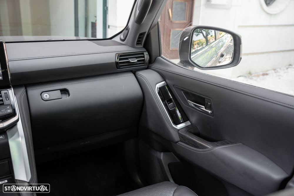 Toyota Land Cruiser - 45