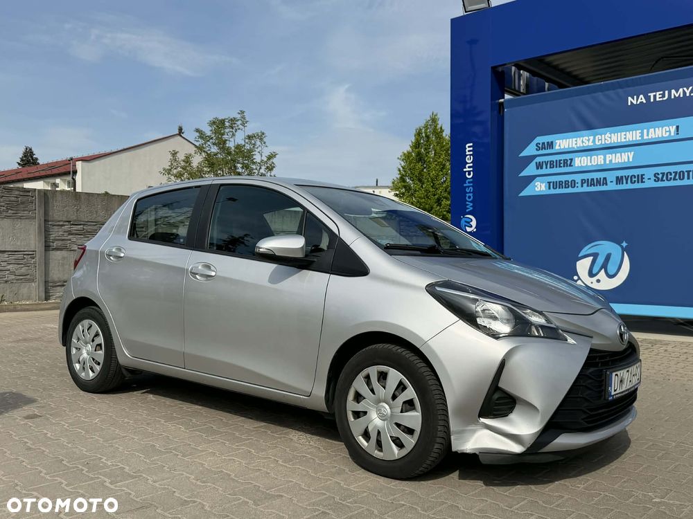 Toyota Yaris 1.5 Active - 2