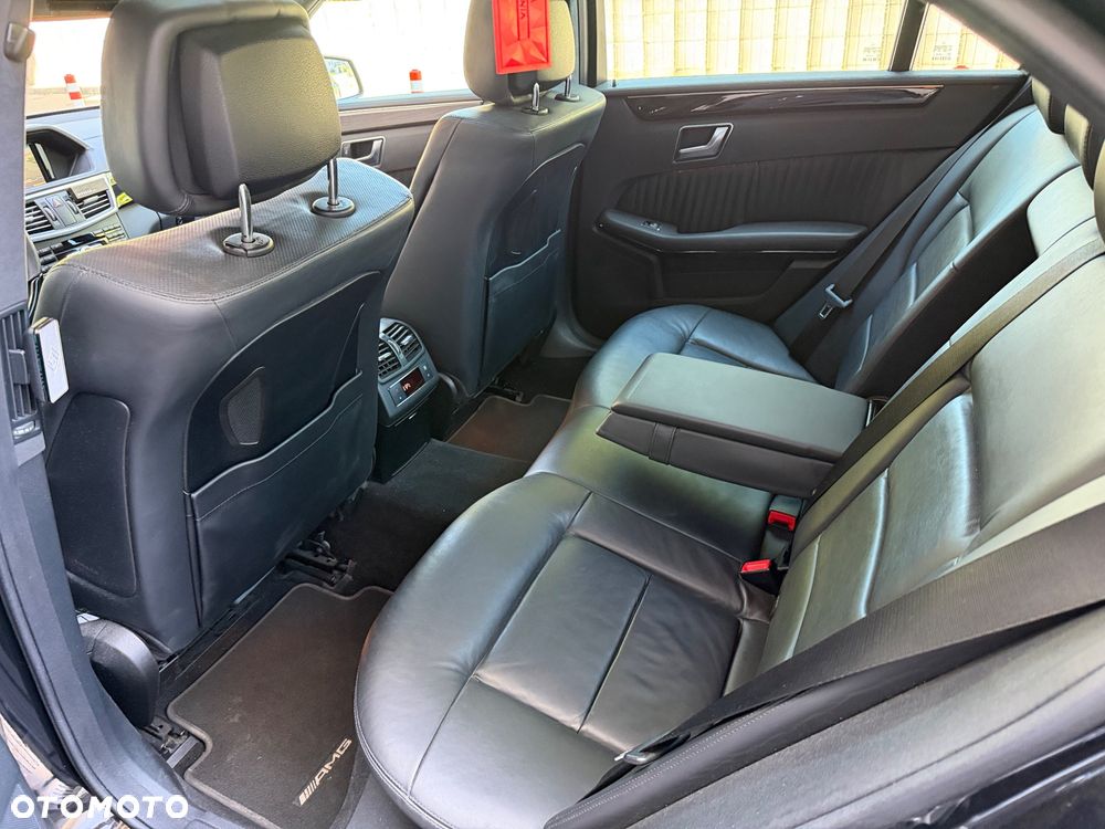 Mercedes-Benz Klasa E 350 CDI 4-Matic BlueEff Avantgarde - 29