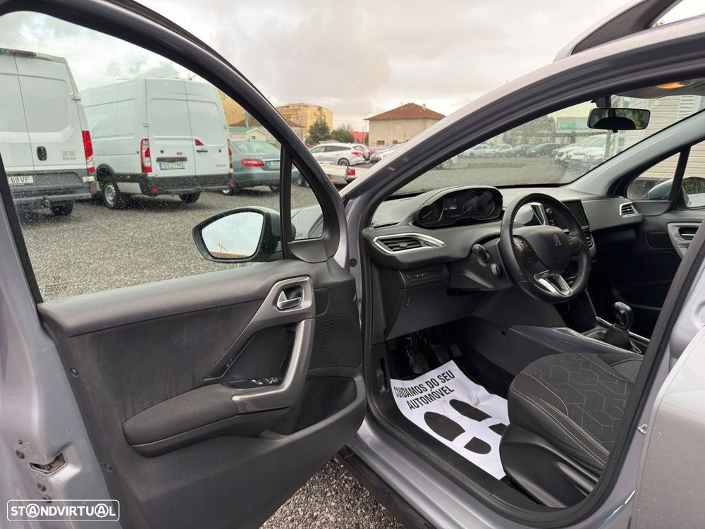 Peugeot 2008 1.2 PureTech Active - 14