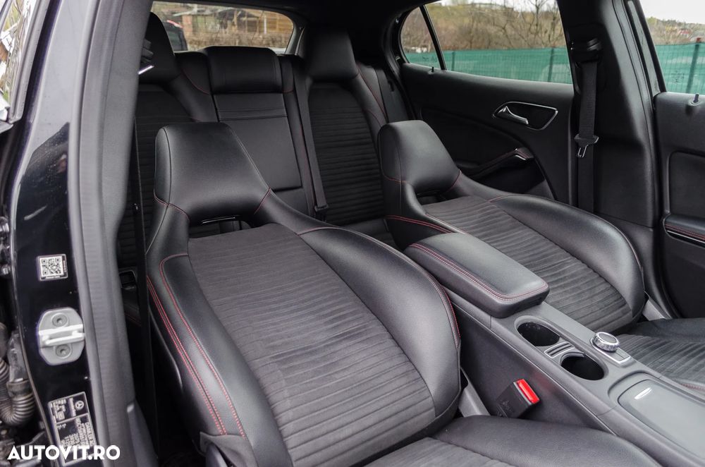 Mercedes-Benz GLA 220 d 4Matic 7G-DCT AMG Line - 11