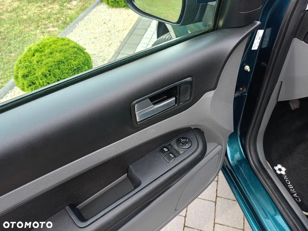 Ford Focus 1.6 Edition - 18