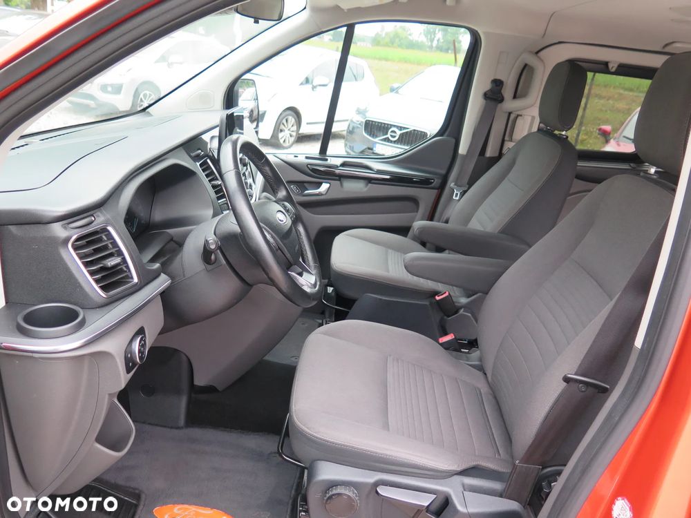 Ford Tourneo Custom 2.0 TDCi L2 Titanium SelectShift - 16