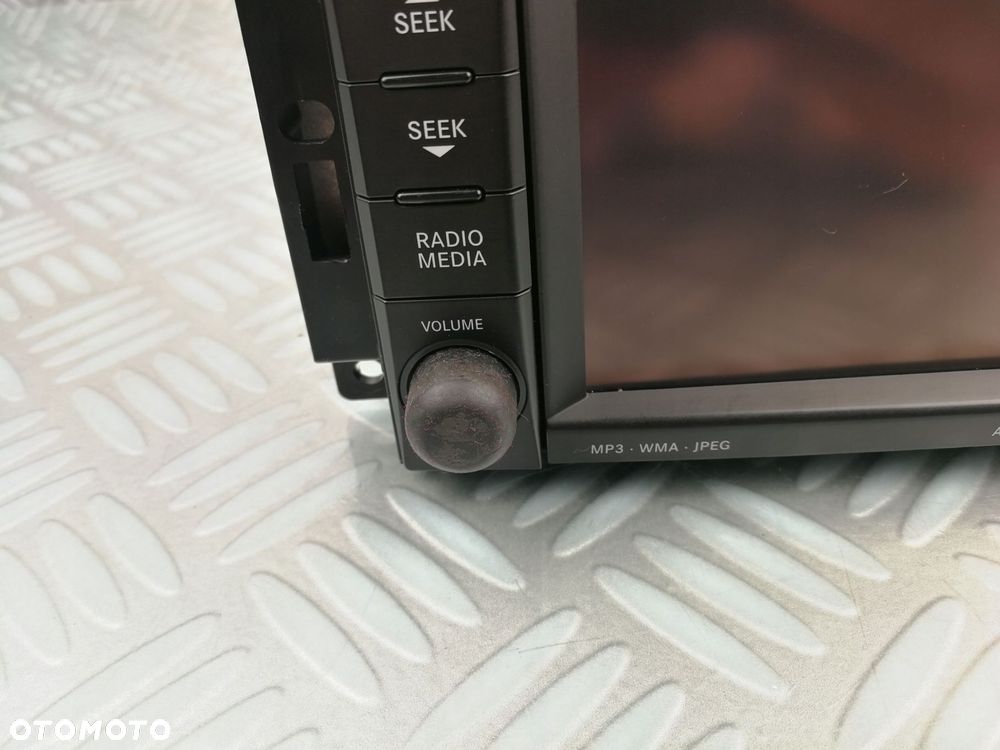 P05064742AD radio fabryczne nawigacja CHRYSLER VOYAGER JEEP DODGE EUROPA - 5