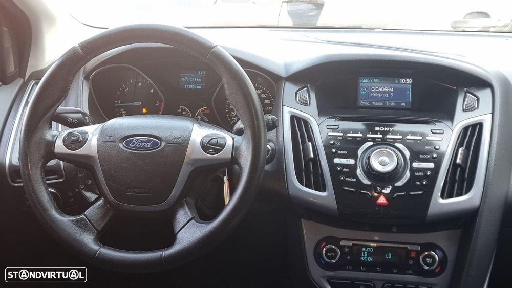 Ford Focus SW 1.6 TDCi Titanium Best - 19