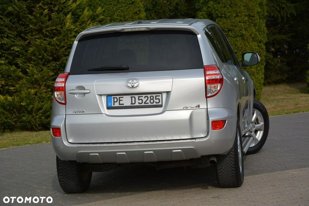 Toyota RAV4 2.0 VVT-i Sol - 14