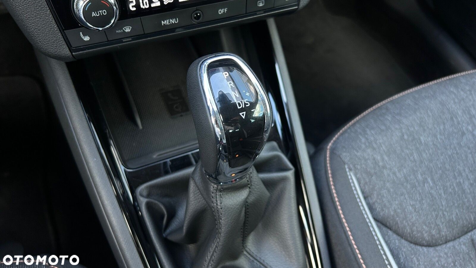 Skoda Kamiq 1.5 TSI Style DSG - 22
