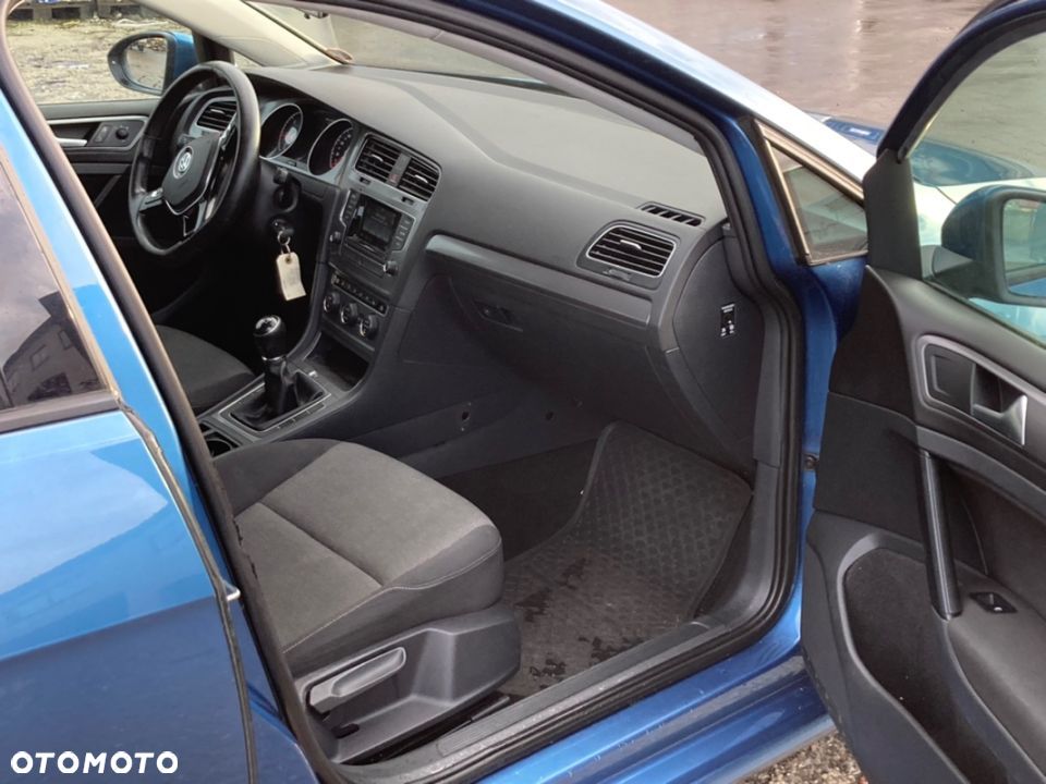 Volkswagen Golf Variant - 11