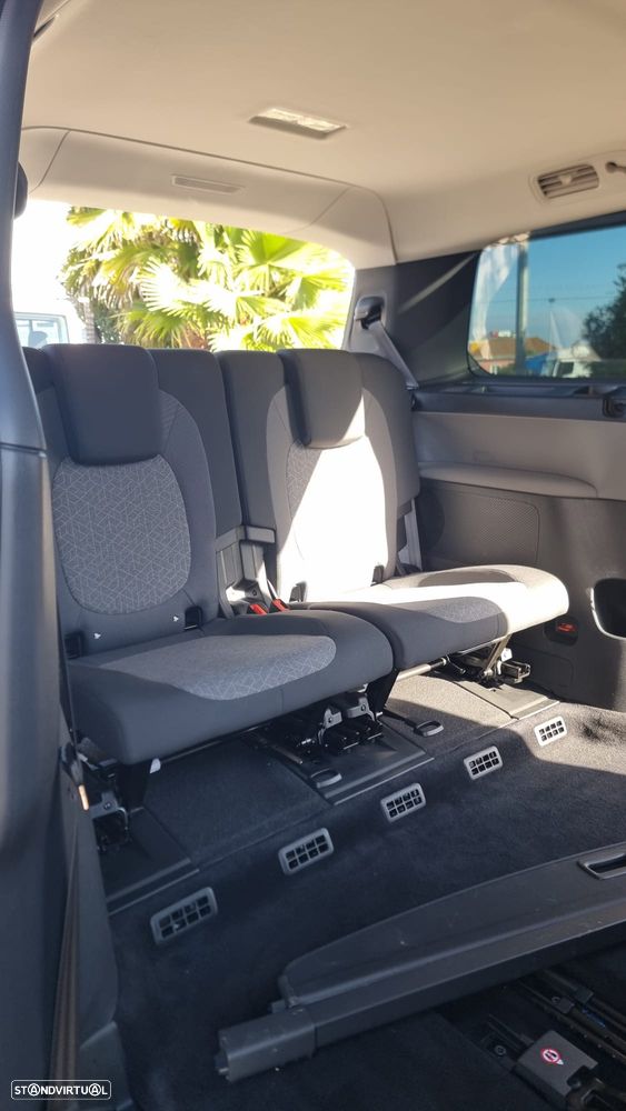 VW ID.Buzz 91 kWh Pro - 11