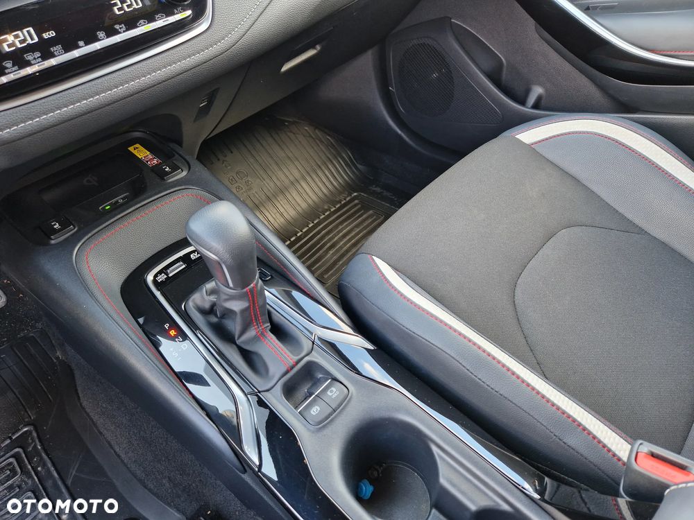 Toyota Corolla 2.0 Hybrid GR Sport Dynamic - 24