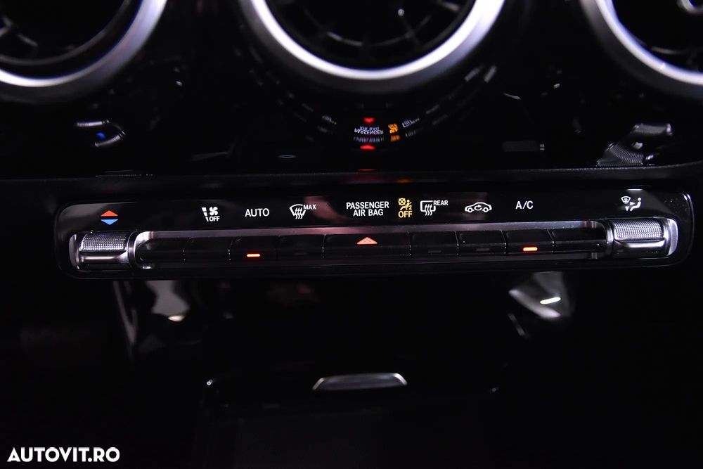 Mercedes-Benz A 180 d 8G-DCT - 21