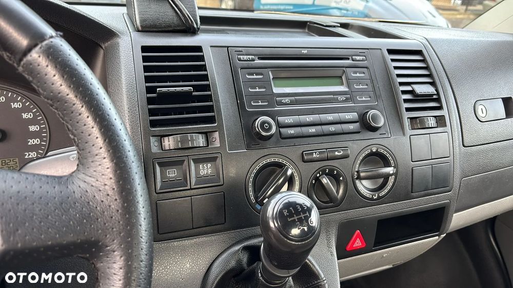 Volkswagen Transporter T5 - 10