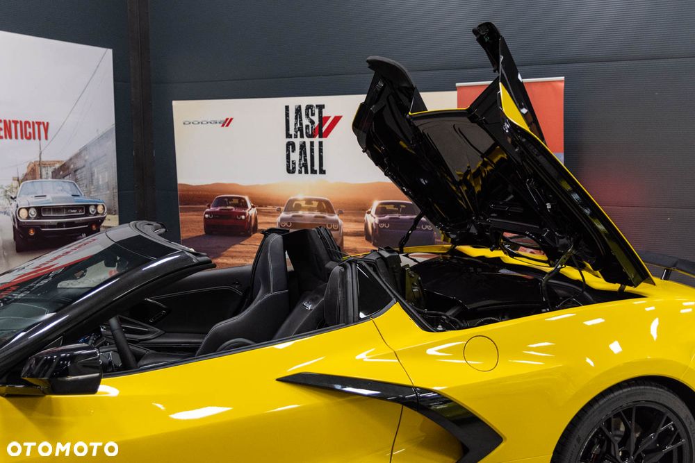 Chevrolet Corvette - 5