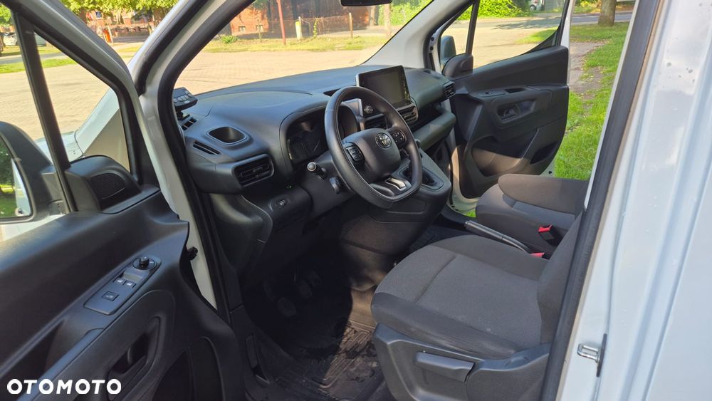 Toyota Proace City - 11