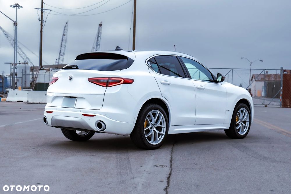 Alfa Romeo Stelvio 2.0 Turbo TI Q4 - 5