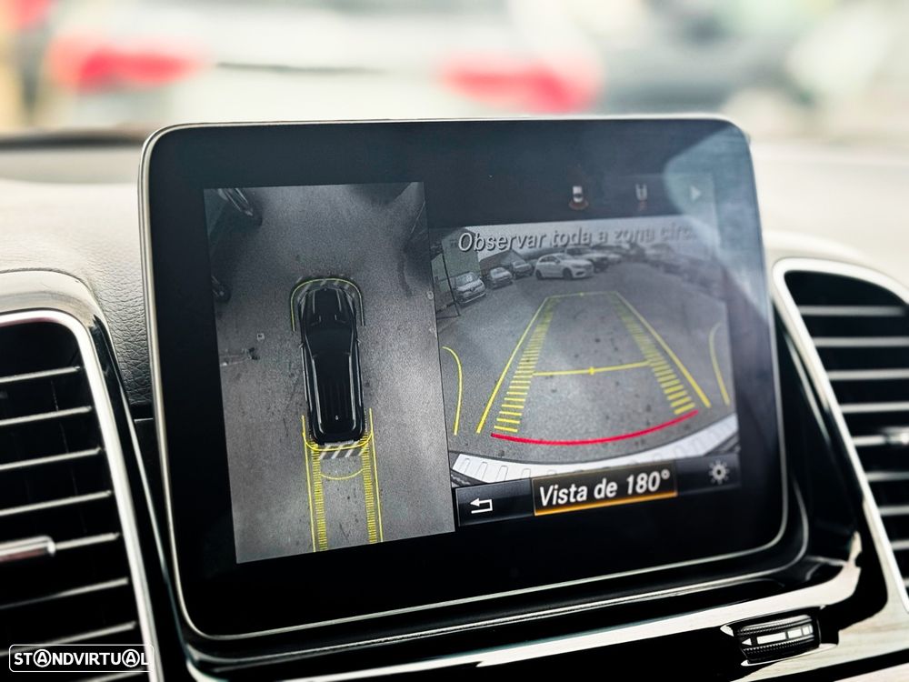 Mercedes-Benz GLE 250 d 4Matic 9G-TRONIC AMG Line - 12