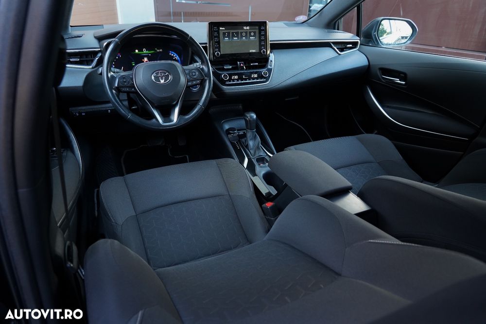Toyota Corolla 1.8 HSD Business - 9