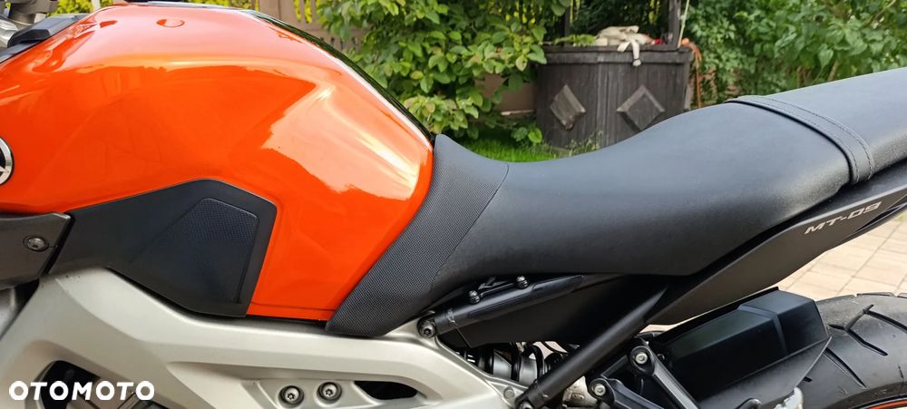 Yamaha MT - 33