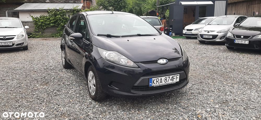 Ford Fiesta - 12