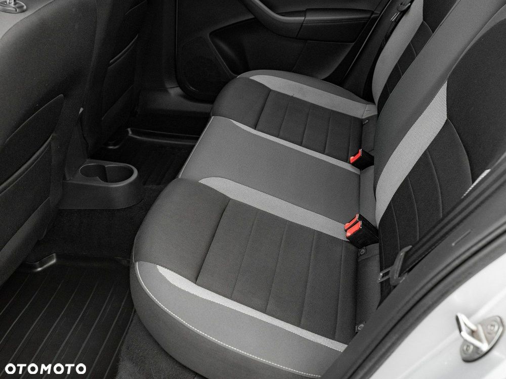 Skoda RAPID Spb 1.0 TSI Ambition - 27