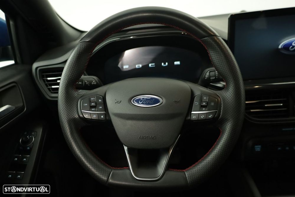 Ford Focus SW - 15