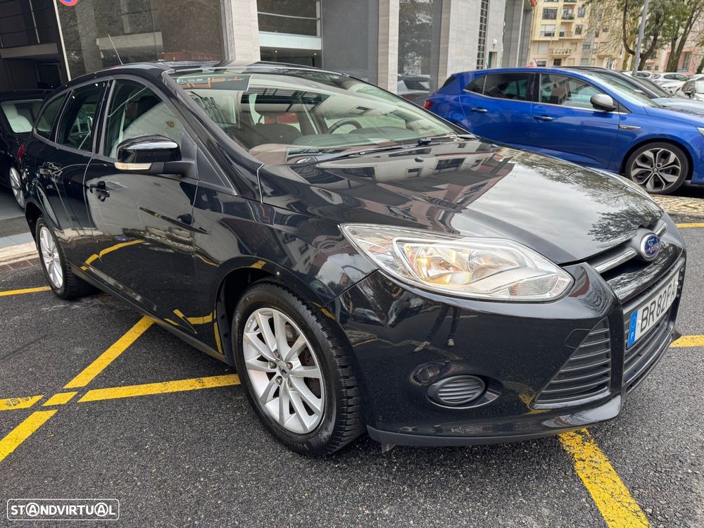 Ford Focus SW 1.6 TDCi ECOnetic 88g S&S Titanium - 3