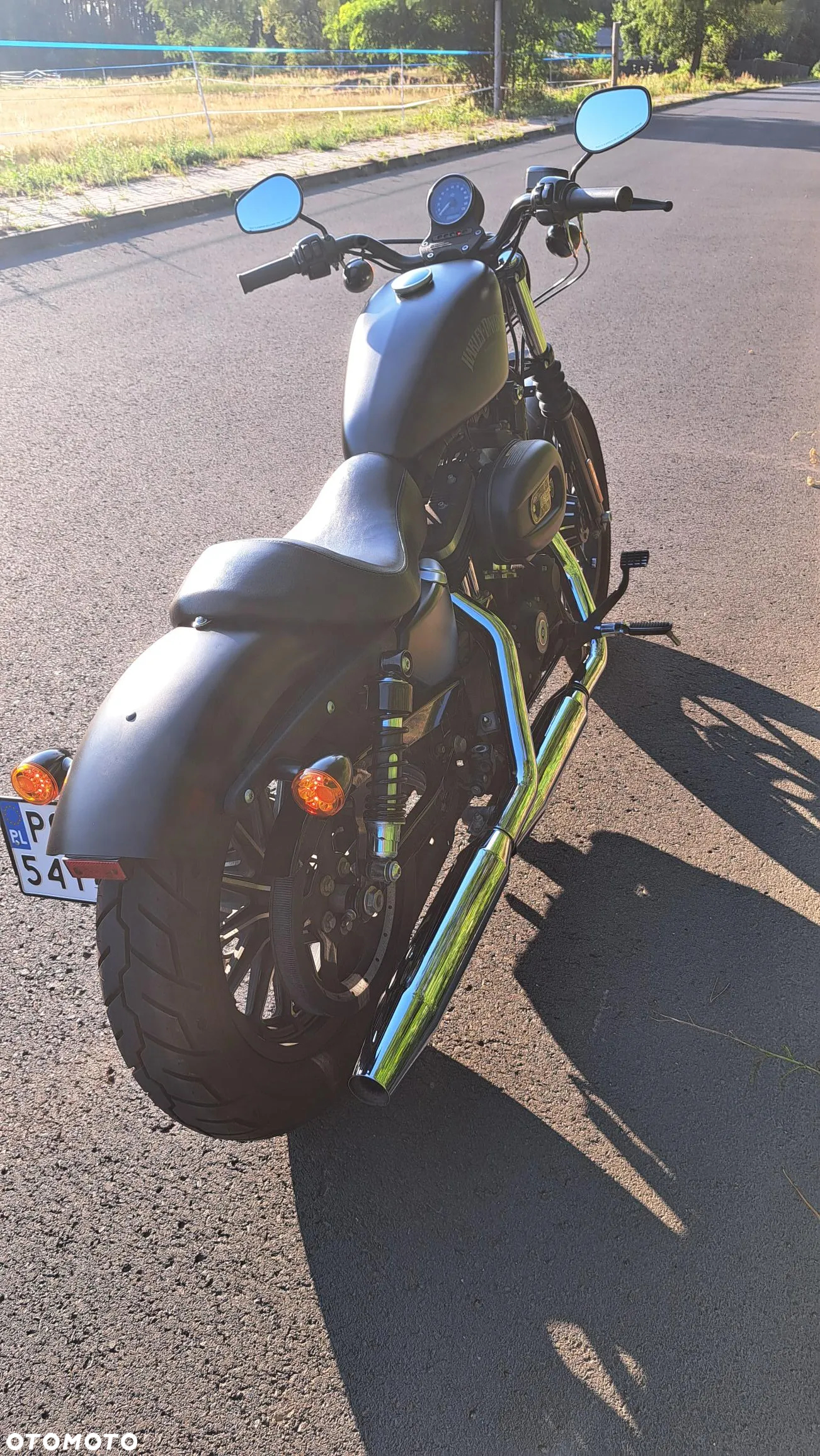 Harley-Davidson Sportster Iron 883 - 10