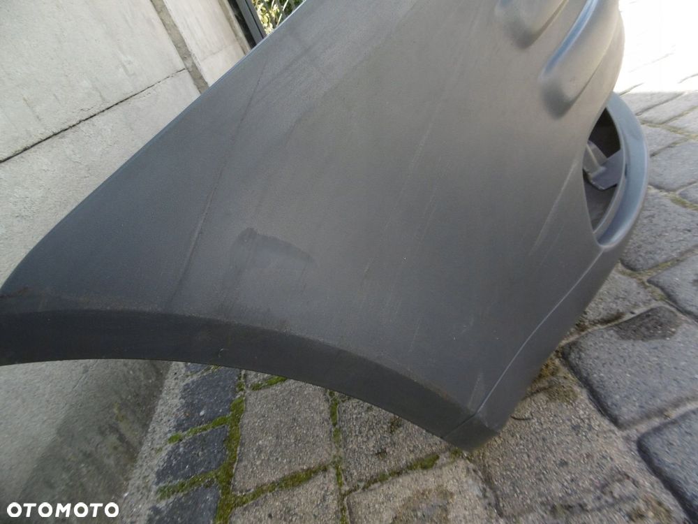 VW CADDY 2K0 - zderzak przedni - 3