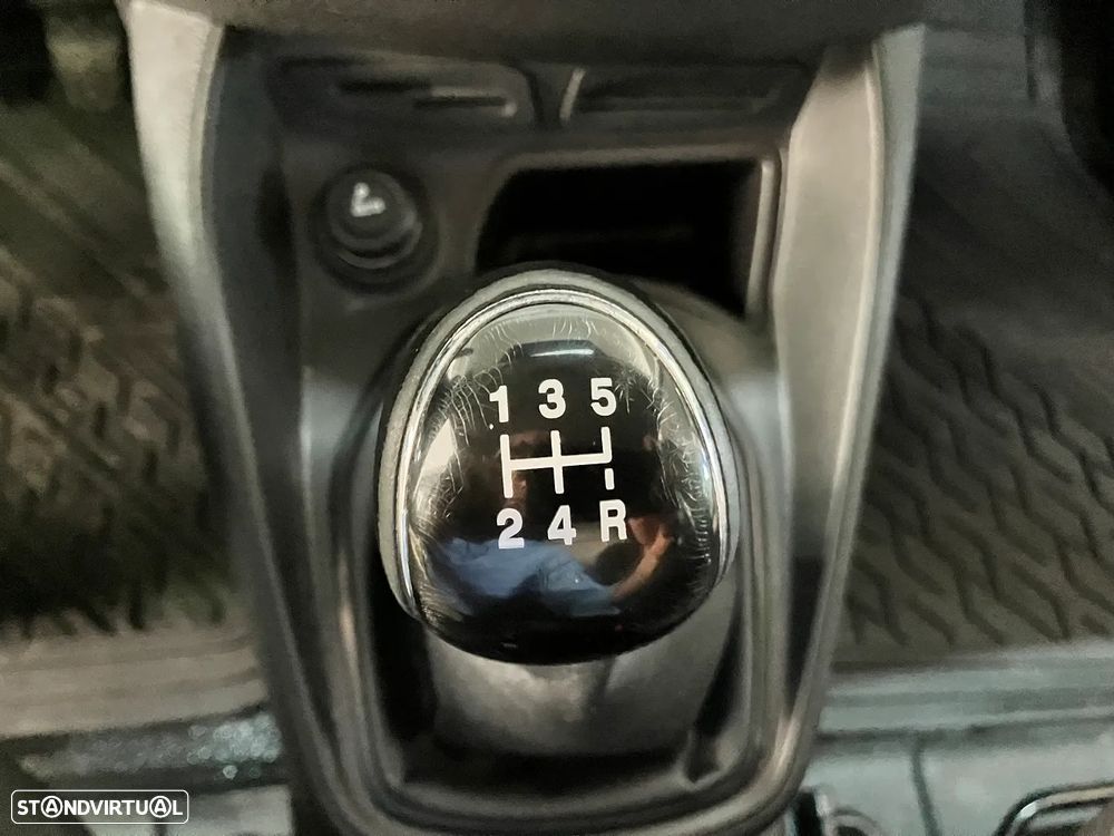 Ford TRANSIT COURIER 1.5 TDCI - 21