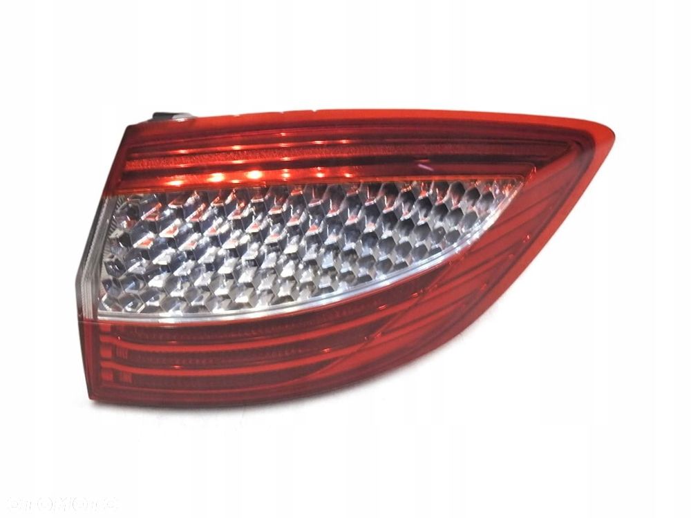 LAMPA PRAWA TYLNA TYŁ FORD MONDEO MK4 KOMBI 7S71-13404-B - 1