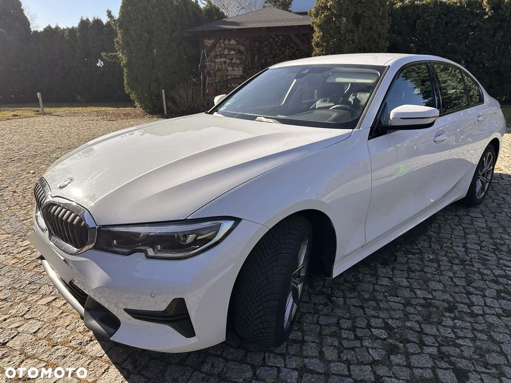 BMW Seria 3 318i - 1