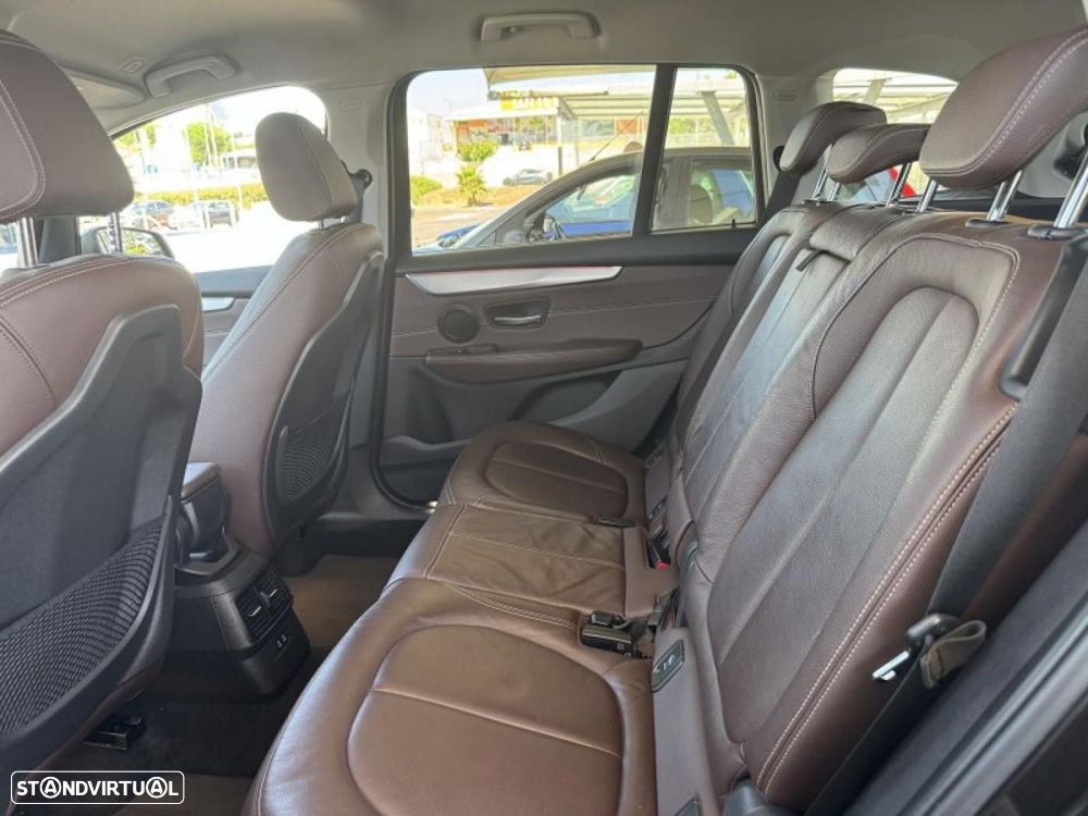 BMW 216 Gran Tourer d 7L Line Luxury Auto - 32