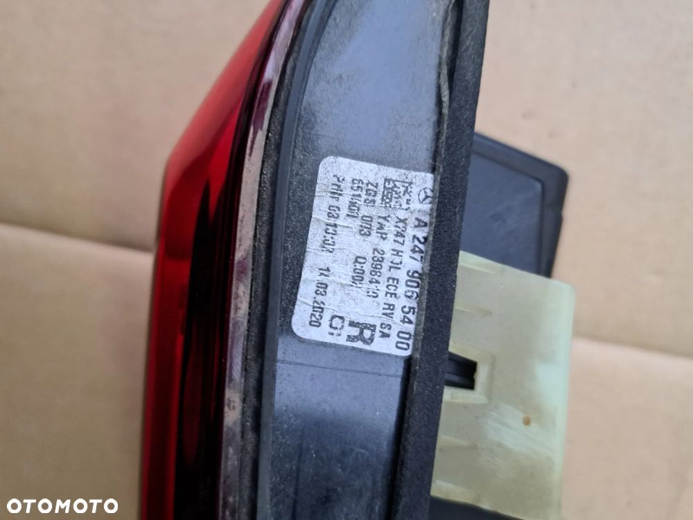 Mercedes GLB lampa bagażnika lewy tył prawy tył A2479065300  A2479065400 - 7