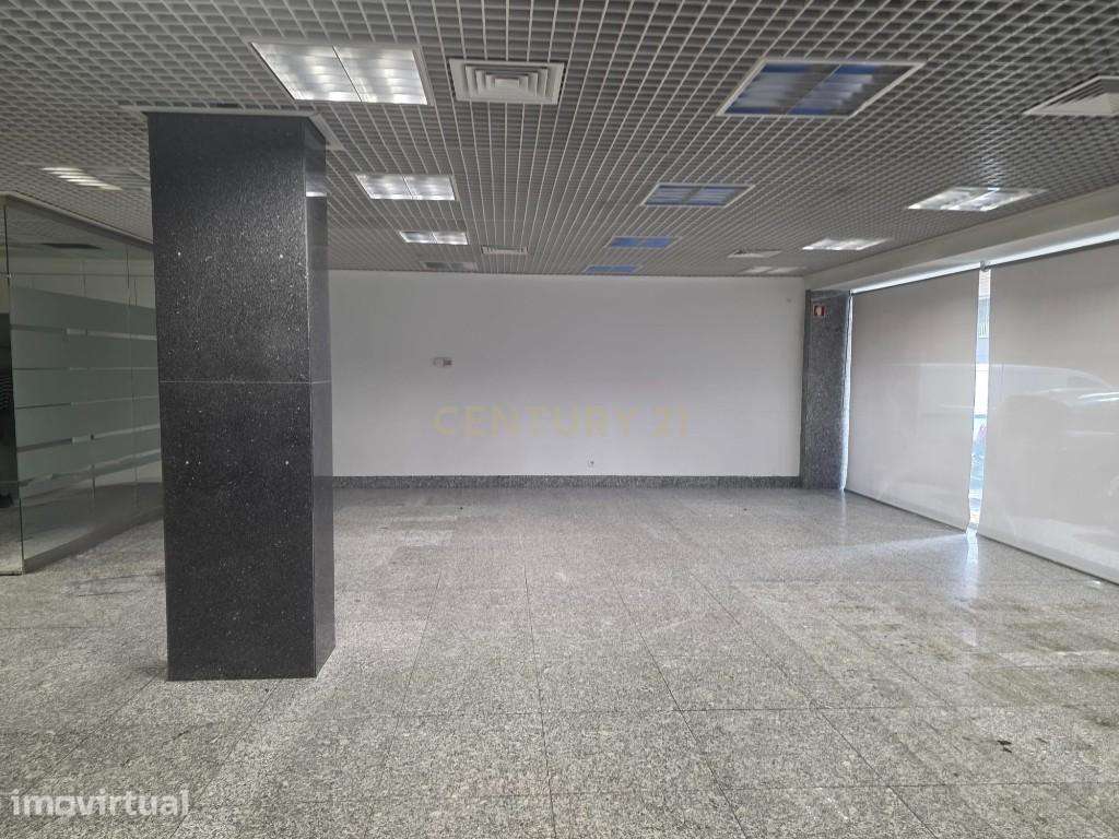 Loja Comércio - Póvoa de Santo Adrião - Grande imagem: 3/12
