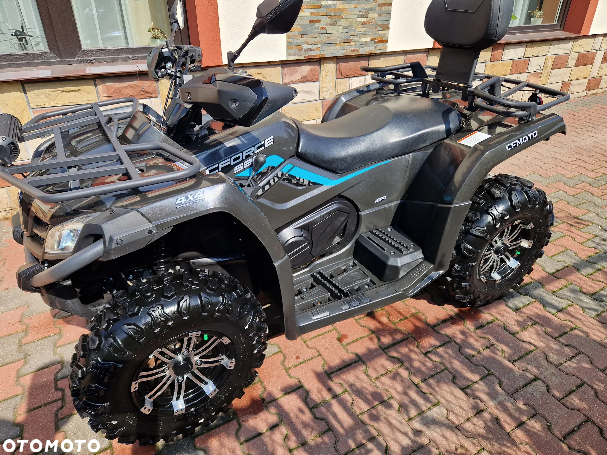 CFMoto CForce - 12