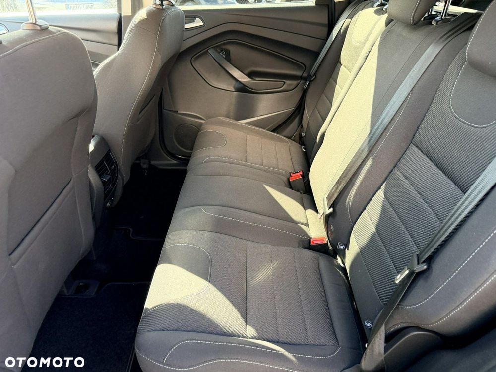 Ford Kuga 2.0 TDCi 4x2 Titanium - 31
