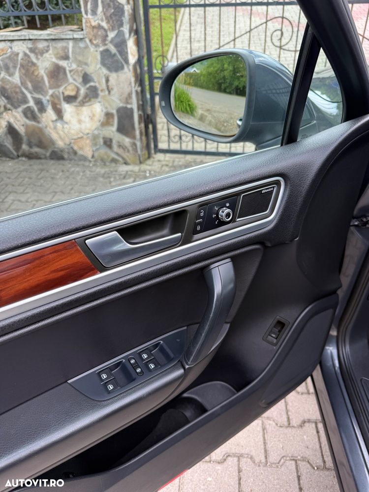 Volkswagen Touareg - 9