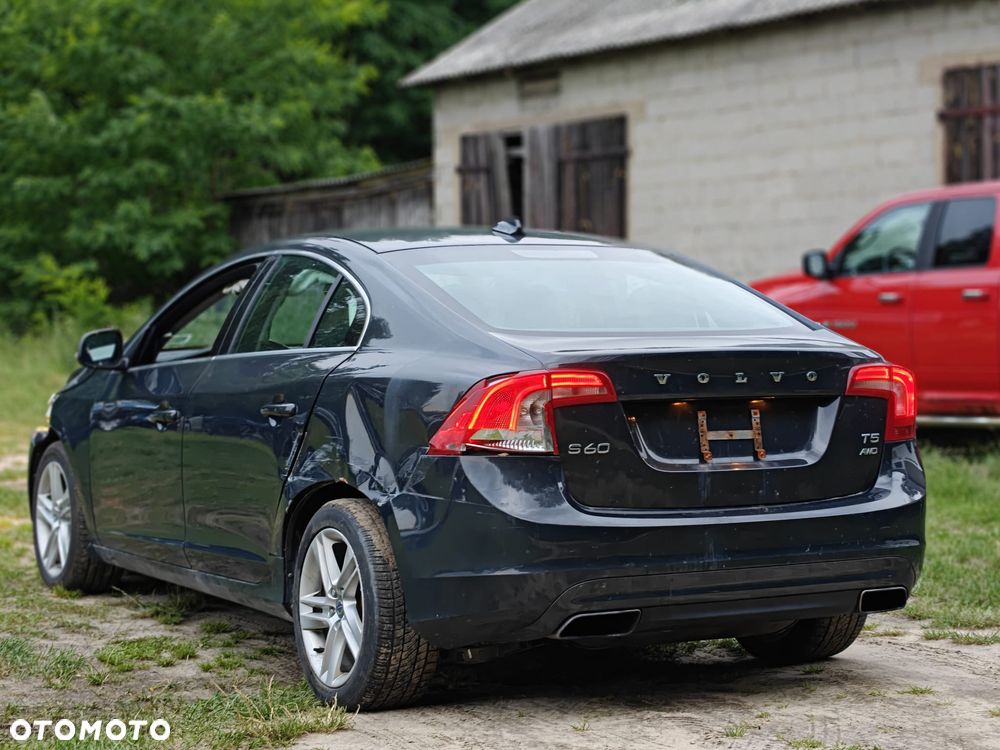 Volvo S60 2.5 T5 AWD - 7