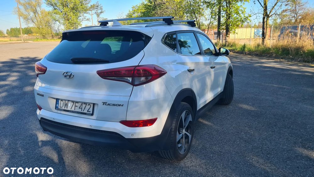 Hyundai Tucson 1.7 CRDI BlueDrive Style 2WD - 6
