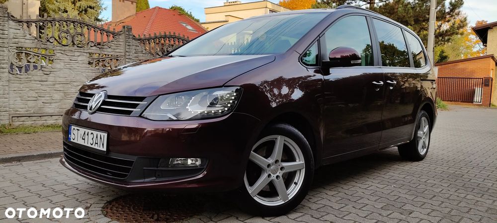Volkswagen Touran - 24