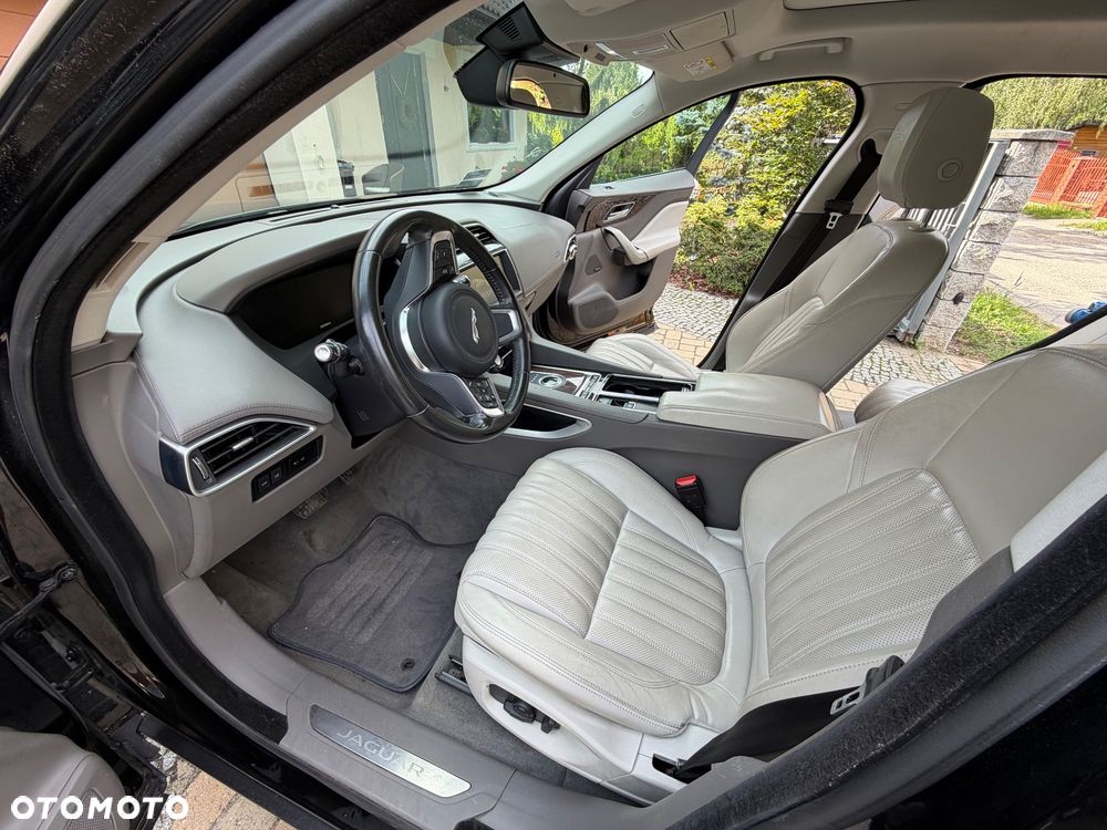 Jaguar F-Pace 2.0 i4D AWD Portfolio - 14