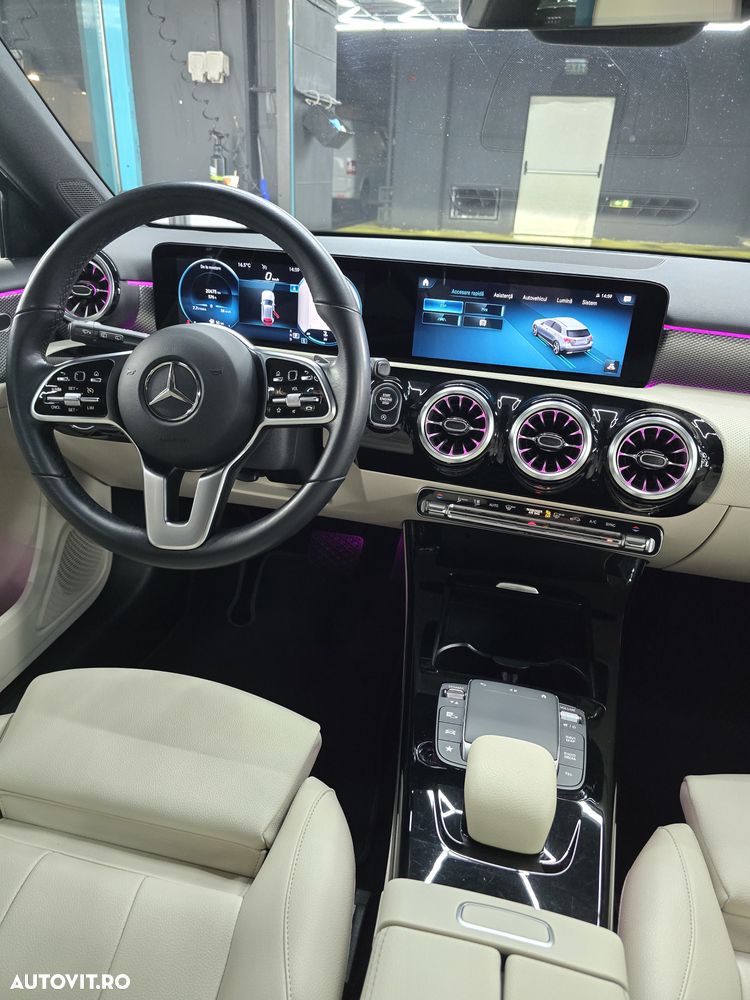 Mercedes-Benz A 180 7G-DCT Progressive - 4