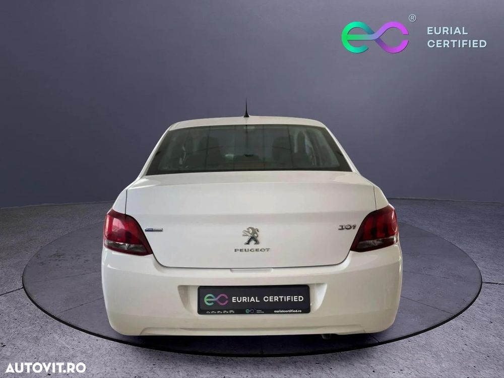 Peugeot 301 1.2 PureTech Active - 5